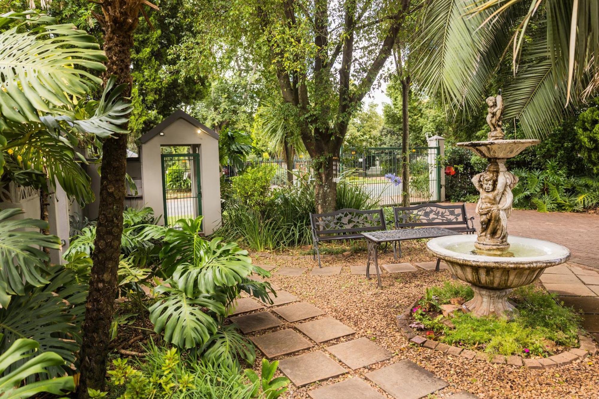 Rozendal Guest House Centurion Buitenkant foto
